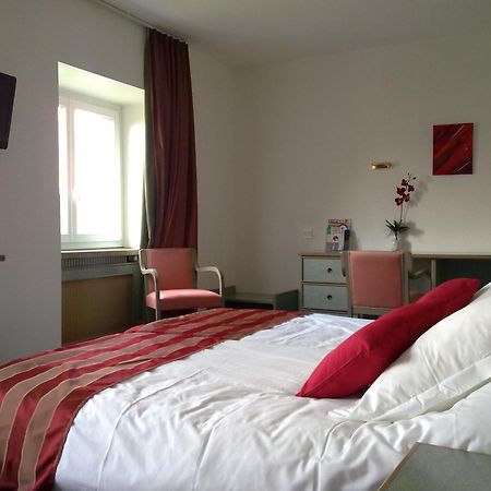 Cour Du Tonnelier Hotel Bouxwiller  Szoba fotó